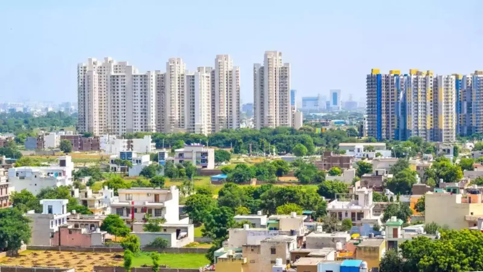 Is 2025 the right time to invest in Delhi real estate market