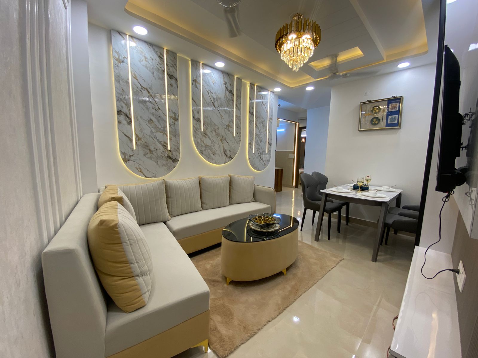 Explore this 2 BHK Flat in Uttam Nagar with affordable deal