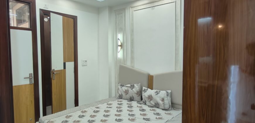 60 Gaj 2 bhk flat in mohan garden uttam nagar