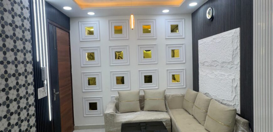 2BHK Flat in Shrichand Park, Uttam Nagar