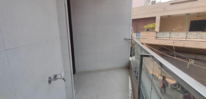 Affordable 4 BHK Flat in West Delhi | Spacious Home at Best Price