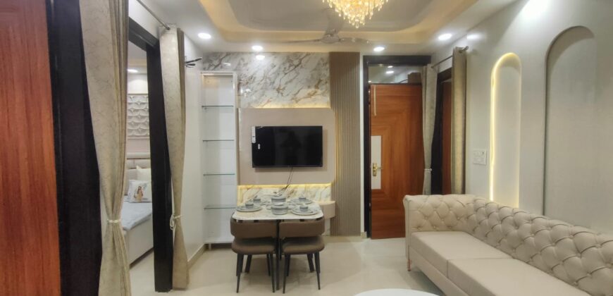 Freehold 3 BHK Flat in Dwarka Mor | Ready Registry