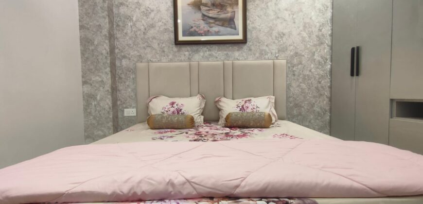 Freehold 3 BHK Flat in Dwarka Mor | Ready Registry