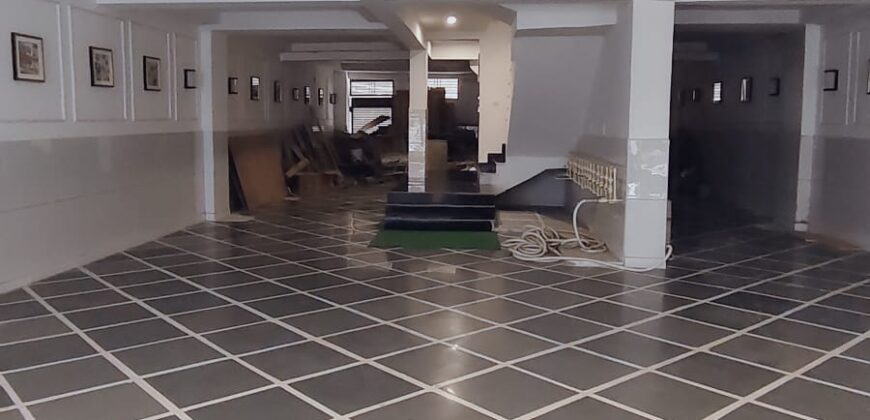 Low Budget 3 BHK Flat Near Dwarka Mor Metro Station