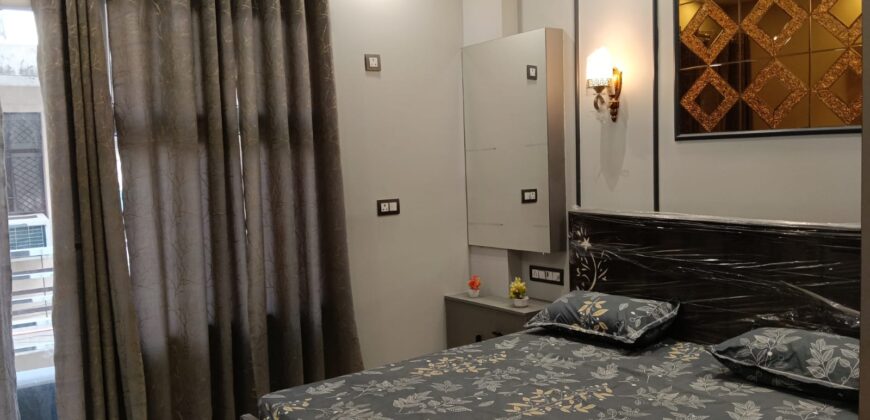 Move-In Ready 3 BHK Flat in Uttam Nagar West