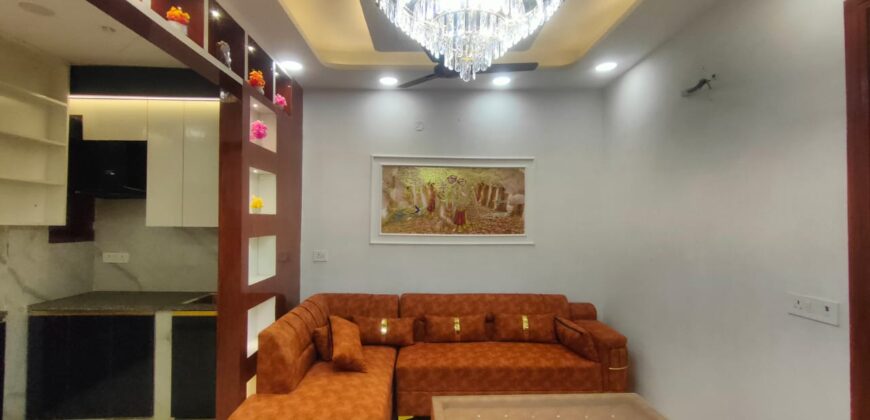 Modern 3 BHK Flat in Uttam Nagar with Lift