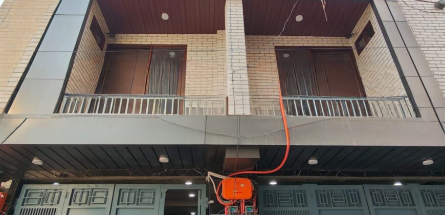 Freehold 2 BHK Flat in Dwarka Mor with Easy Loan