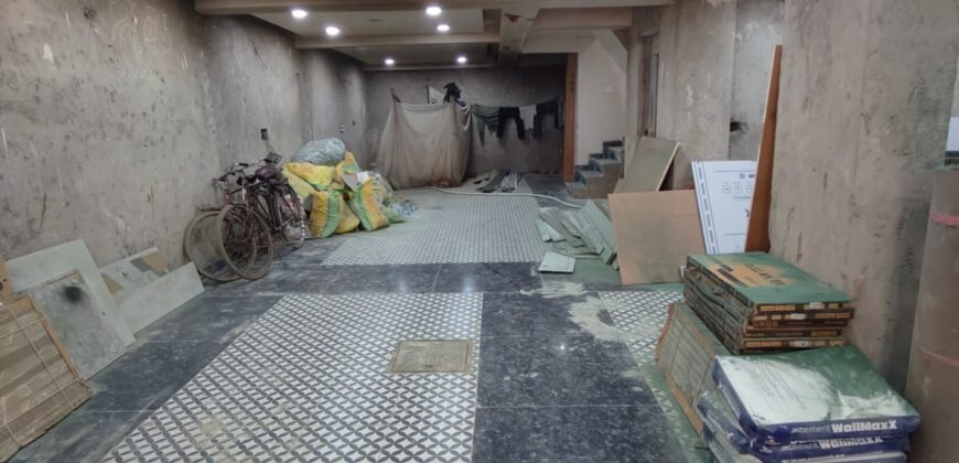 Freehold 2 BHK Flat in Dwarka Mor with Easy Loan