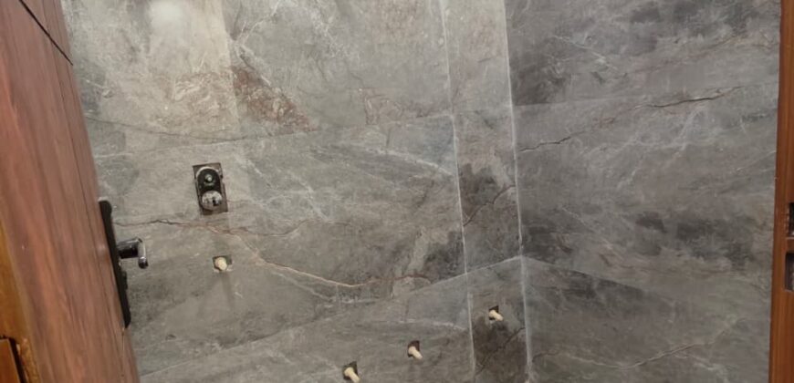 Low Budget 2 BHK Flat in Uttam Nagar Near Metro Station