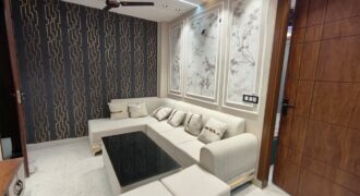 Affordable 3 BHK Flat in Uttam Nagar with 90% Loan