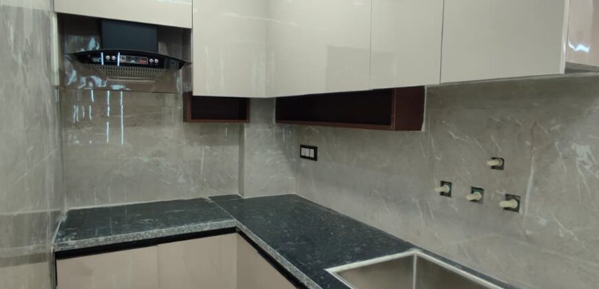 2 BHK Flat Near Metro in Dwarka Mor | Ideal for Family