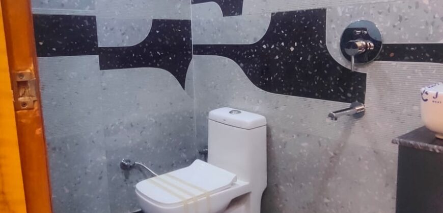 🏡 Independent 4 BHK Flat for Sale in West Delhi | Near Metro