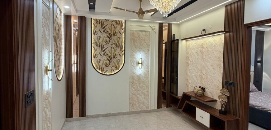 Premium 3 BHK Builder Floor for Sale in Ambika Enclave, Delhi