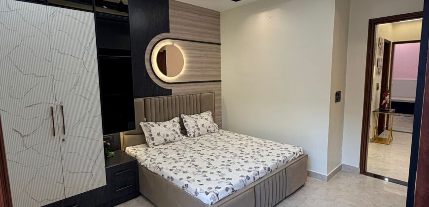 Premium 3 BHK Builder Floor for Sale in Ambika Enclave, Delhi