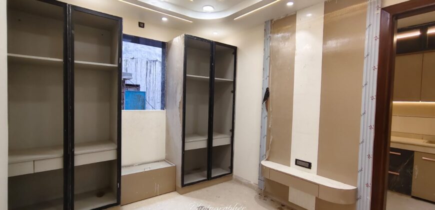 Premium 3BHK Flat in Mansa Ram Park, Uttam Nagar, Delhi – For Sale