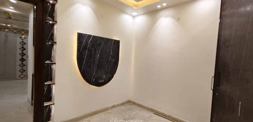 Premium 3BHK Flat in Mansa Ram Park, Uttam Nagar, Delhi – For Sale