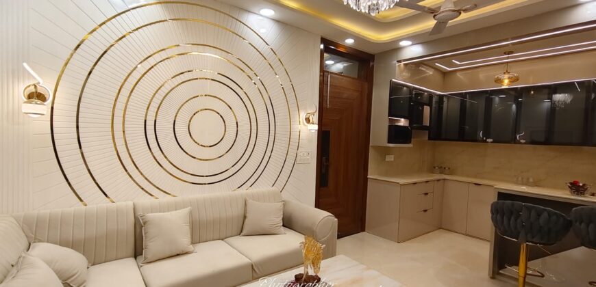 Front-Facing 3BHK Flat for Sale in Uttam Nagar, Delhi