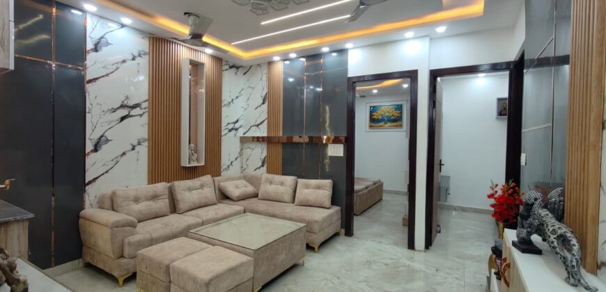 Independent 4 BHK Flat for Sale – Kiran Garden, Uttam Nagar, Delhi