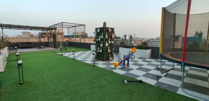 Spacious 3 BHK with Beautiful Terrace Garden in Delhi