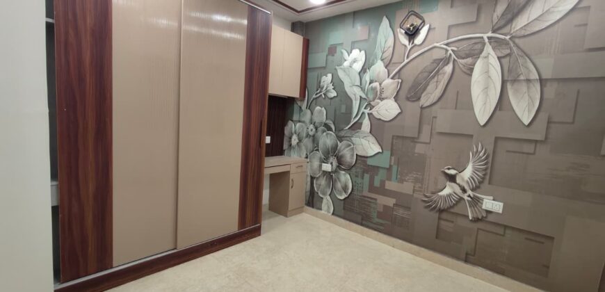 3 BHK Flats in Mohan Garden, Uttam Nagar | Flat for Sale