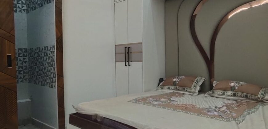 Spacious 2 BHK Flats in Dwarka Mor Ready to Move