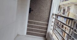 Front Side 3 BHK Flat in Uttam Nagar with Lift & Car Parking