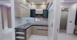Front Side 3 BHK Flat in Uttam Nagar with Lift & Car Parking