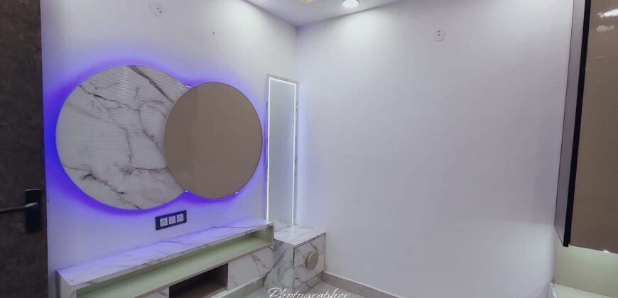 2 BHK Flat for Sale in Uttam Nagar, Delhi – Prime Location